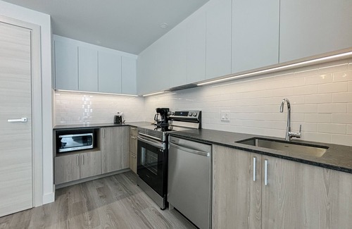 Quartier des Spectacles Apartamento | New Luxury Unit in Heart of MTL 810 | Metro access