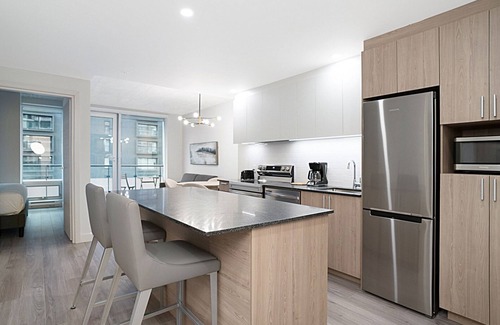 Quartier des Spectacles Apartamento | New Luxury Unit in Heart of MTL 813 | Metro access