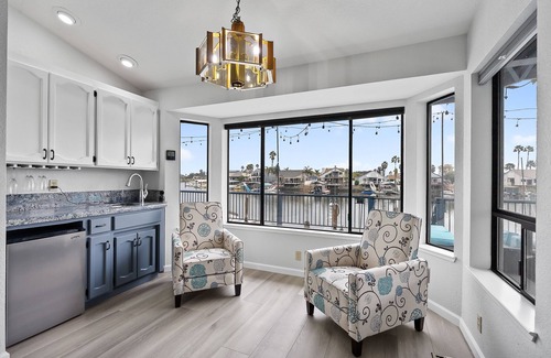 Discovery Bay Casa | NEW! Luxury Waterfront Oasis with Private Boat Dock
