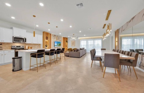 Four Corners Casa | NEW Magic Family Home – Pool & Disney Fun