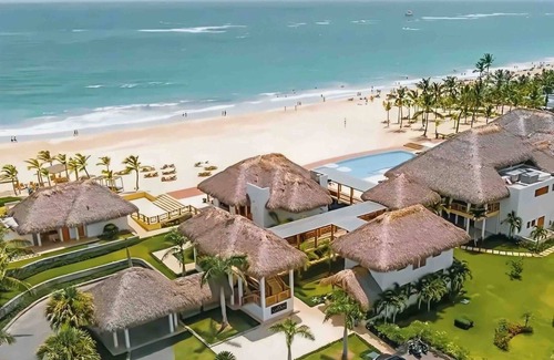 Bavaro Apartamento | New Magnificent condo, beach club & golf in Hard Rock Punta Cana Hotel area.
