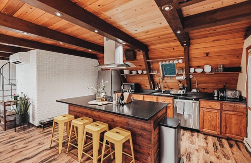 Sisters Cabina | NEW ! Majestic A-Frame on 5 acres!