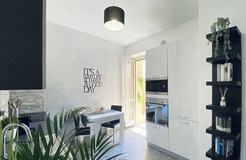 Parella Apartamento | NEW MINIMAL CHIC APARTMENT center, Juventus Allianz stadium, Kappa FuturFestival