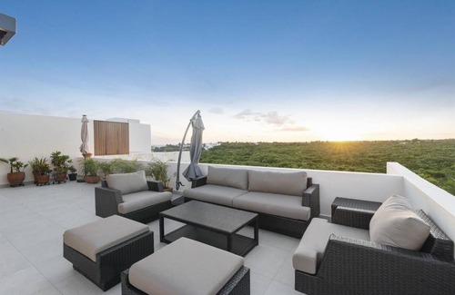 Akumal Apartamento | New modern beach + jungle penthouse condo