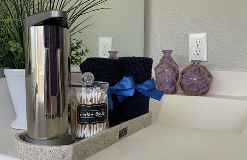 Houston Casa | New modern, beautiful 3BR,2BA home near IAH airport, Woodlands &Downtown Houston