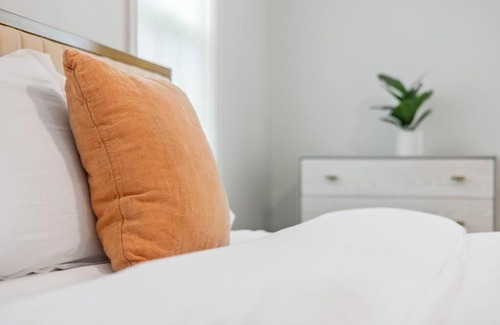 Atlanta Casa | NEW! Modern Boho w/5BD/2BR Sleeps 10