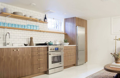 Irvington Apartamento | New, Modern Chef's Dream in Historic Turret House in Irvington!