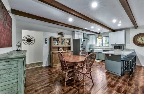 Plumas Eureka Estates Cabina | NEW Modern Cozy Cabin w/ Spectacular Deck