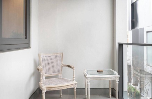 Toorak Casa | New Modern Design 3B2B House+Parking near Toorak 2