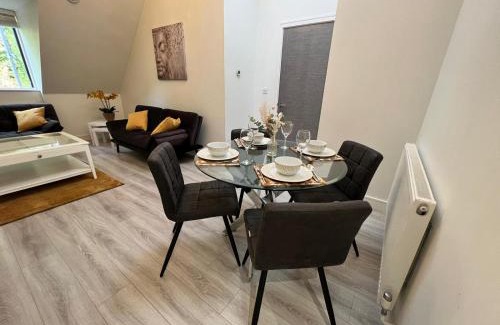 Whittington Apartamento | New! Modern Elegant 2-Bed Apartment, free parking
