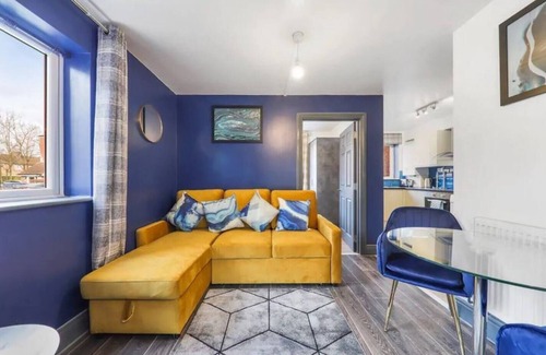 Marlborough Casa | NEW Modern Gem Apt with Parking