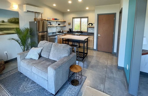 Alexander Casa | New Modern Guest House with Views.