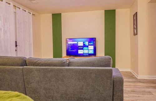 Wheaton Apartamento | New Modern I Cozy Basement in Silver Spring I D.C. Metro Area