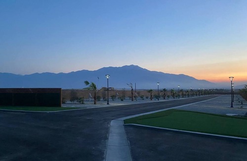 Desert Hot Springs Alquiler De RV | New Modern RV Resort with Mountain Views Site 71