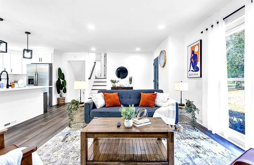 Candler-McAfee Casa | NEW | Moderne Luxe Home | Mins to ATL & Decatur Sq