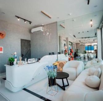 Phu Quy Hotel | New Moon Hotel Phu Quy