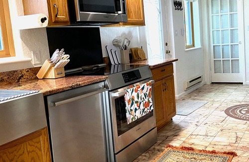 Florissant Casa | New Mountain Playground - 4 bds, Sleeps 8