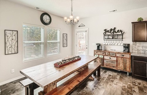 Woodmoor Casa | New Mountain Retreat Escape Minutes from Air Force