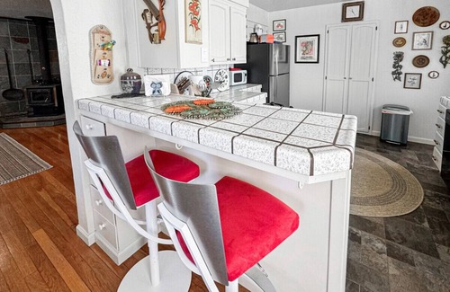 Murphys Casa | NEW Murphys Home wHot Tub, Fire Pit, EV & Walkable