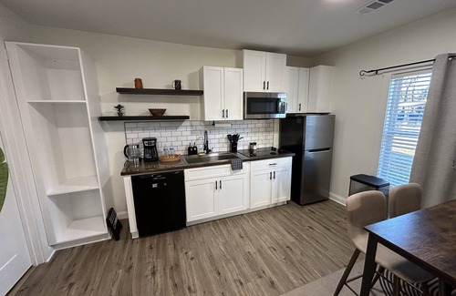Lawrenceville Casa | New Nice and Comfy Like Home !