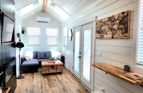 Apple Valley Casa | NEW Nook Tiny Home with Deck Firepit Skylights