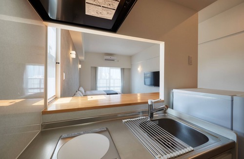Naha City Centre Apartamento | New Normal Hotel in NAMINOUE