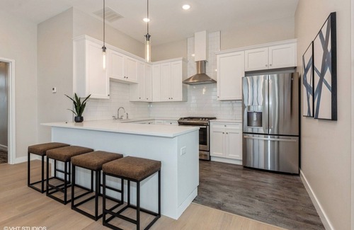 Northeast South Bend Condominio | New Notre Dame Condo - Cozy, Roomy, and Ready for Your Booking!