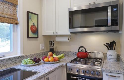 Bennett Valley Casa | NEW Oak-Encircled Serenity HotTub BBQ HWY12 & 101