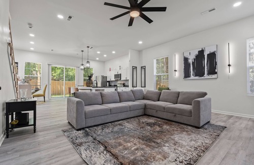 Sumter Casa | New, Oasis Haven near downtown & Shaw AFB