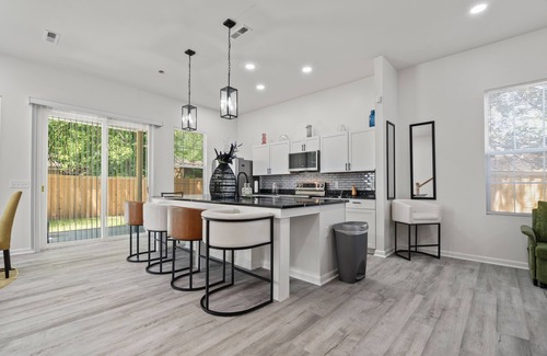 Sumter Casa | New, Oasis Haven near downtown & Shaw AFB