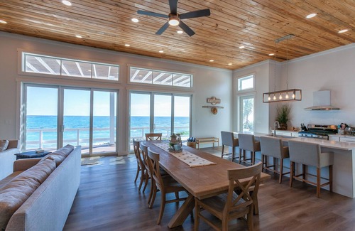Great Guana Cay Casa | NEW Ocean Front Home!