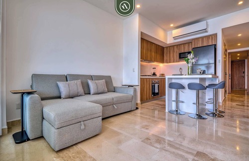 Lázaro Cárdenas Apartamento | New Oceanfront 1 BR Condo - Gym - Beach - Pool