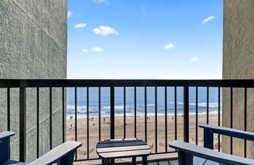 Myrtle Beach Apartamento | New OceanFront Studio Condo In Resort w/Pools & Hot tubs
