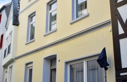 Linz am Rhein Apartamento | NUEVO inaugurado en 2019 ▫️ Living "In the small style ll" en el corazón de Linz en el Rin
