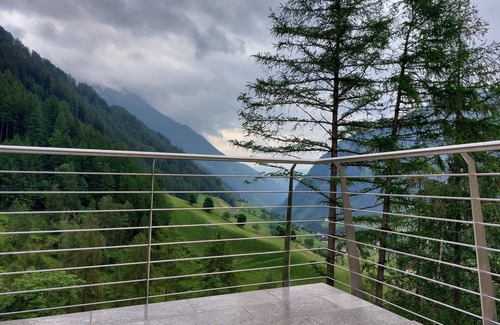 Vandoies Chalet De Esquí | New opening June 2022 - Chalet tree house with private whirlpool