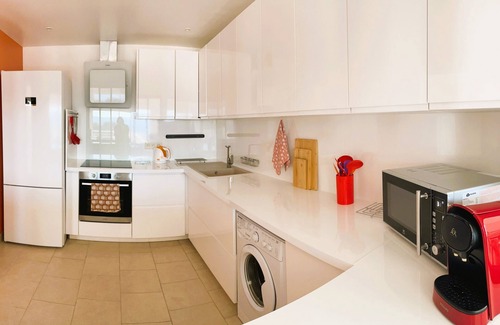 Cagnes-sur-Mer Villa | New Orange Villa 6-BR A/C with a Salted Heated Pool & BBQ, Great Mountain View