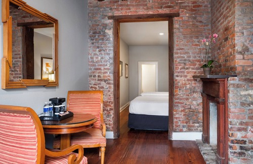 New Orleans Hotel | New Orleans Courtyard Hotel and Suites by the French Quarter