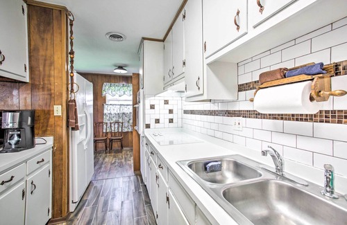Old Aurora Casa | New Orleans Getaway ~ 7 Mi to French Quarter!
