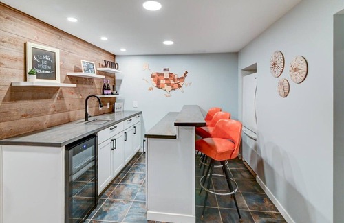 Portage Chalet De Esquí | NEW OWNR SPECL - Hilltop Oasis w/ HotTub+Sauna-Close to Wis Dells & Baraboo!