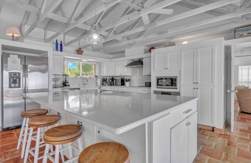 Farara Shores Casa | *NEW!*Paradise Point~VIEWS!~Open Water~Dock~Pool!