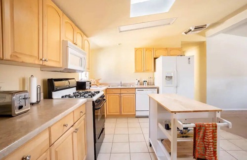 Tehachapi Casa | New !!! Peaceful Mountain View Resort
