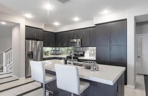 La Quinta Casa | NEW! PGA West (Signature!) walk to Stadium Course!