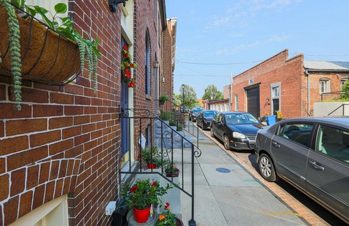 Federal Hill Casa | La mejor ubicación y comentarios - Bmore Charmed!