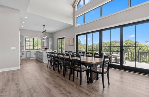 Lake Harmony Estates Casa | NEW! “Pocono Grand Chalet”at Big Boulder! Ski, Lake, Beach, Pool, Hot tub..,