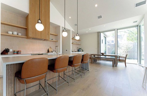 Tarrytown Casa | *NEW* - Pool, Downtown Austin, Private Bathrooms for Each Bedroom