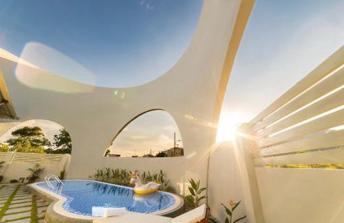Tho Quang Beach Villa | New Pool villa 6Bedrooms Free Pickup BBQ