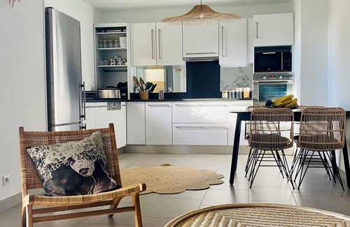 Pinarellu Apartamento | NEW! Porto Vecchio PINARELLO residence with swimming pool accommodation 600 m beach
