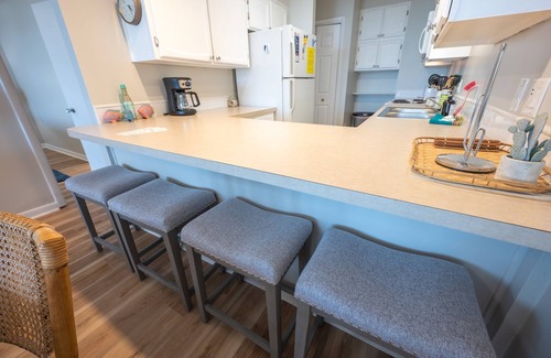 Crescent Beach Condominio | New, Private, Crescent Sands, Direct Oceanfront!