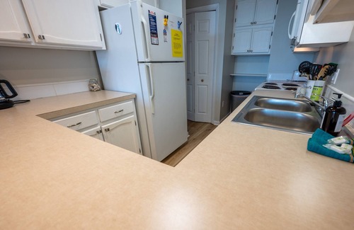 Crescent Beach Condominio | New, Private, Crescent Sands, Direct Oceanfront!