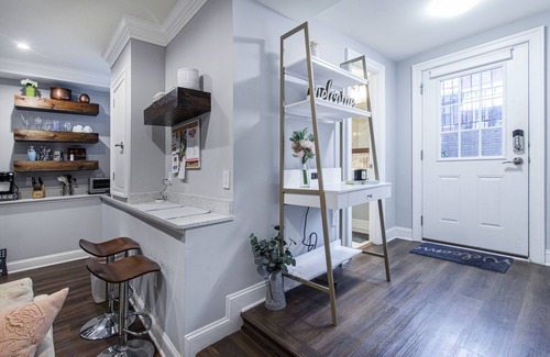 Park View Casa | Nuevo espacio privado en Columbia Heights / Shaw / U-St.